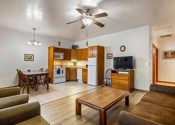 Juniper-santa Fe Upper By Roundhouse And