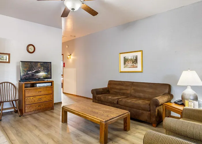 Juniper-santa Fe Upper By Roundhouse And